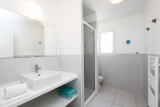 Salle de Bain - © Résidence Le Clos Saint Paul Salle de Bain
